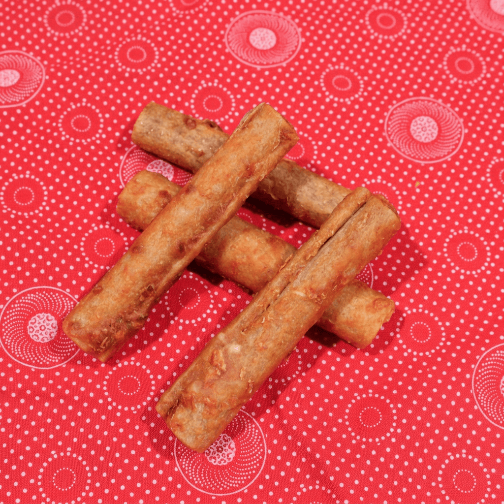 Colt's Woof Coconut and Banana Chews with Chicken & Pork – Coconut and banana chews with chicken pork for dogs (image 2 of 2)